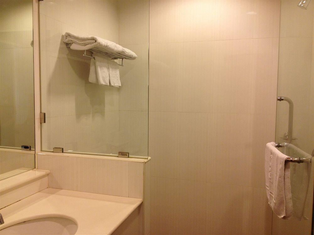 Lido Millennium Hotel Bangkok Kültér fotó